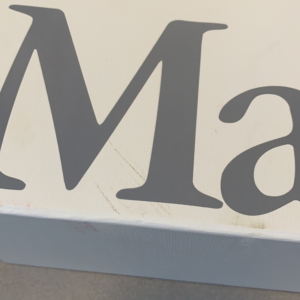 Max Mara Box - Picture 2 of 9